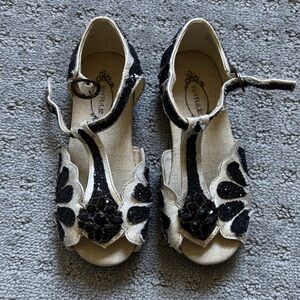Joyfolie Black and Cream Floral Kids Dress Shoes